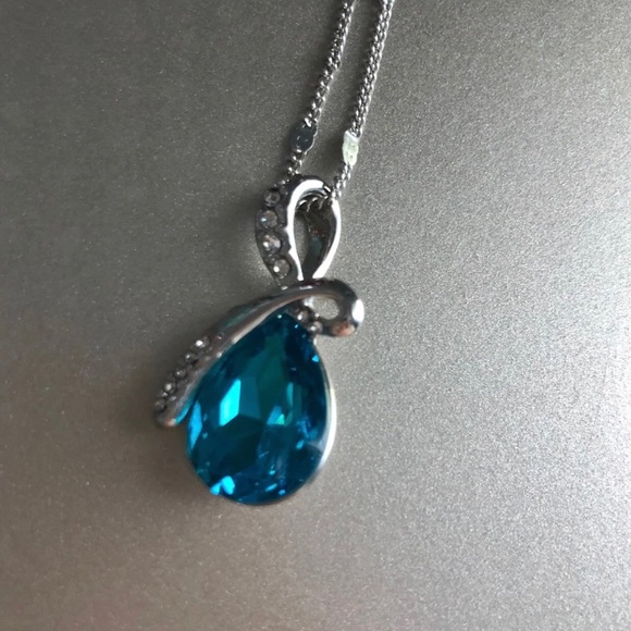 Blue stone necklace - Picture 2 of 4